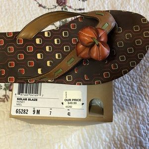 clarks solar sun flip flops